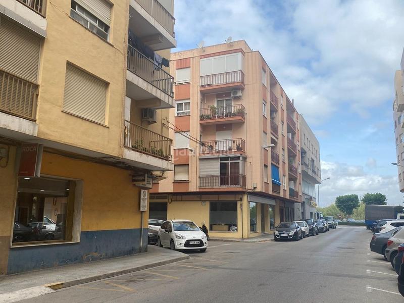 Foto 355ffa76-fe8c-4629-882a-c4719febbdd3. Local commercial dans calle waltdisney 12 dans Oliva pueblo Oliva