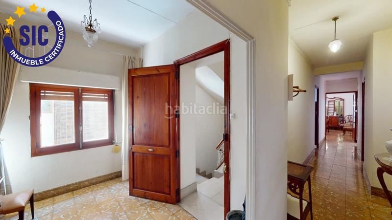 Foto 43a0f73b-82e5-4782-9b3a-2d3204beb807. Casa in avenida loygorri 8 in Oliva pueblo Oliva