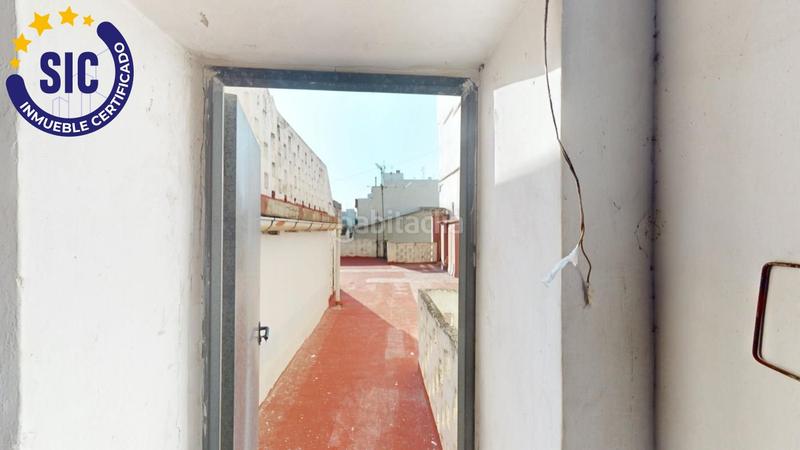 Foto ed5b2e6b-94a3-406b-aeff-cdab51f10ea5. Casa in avenida loygorri 8 in Oliva pueblo Oliva