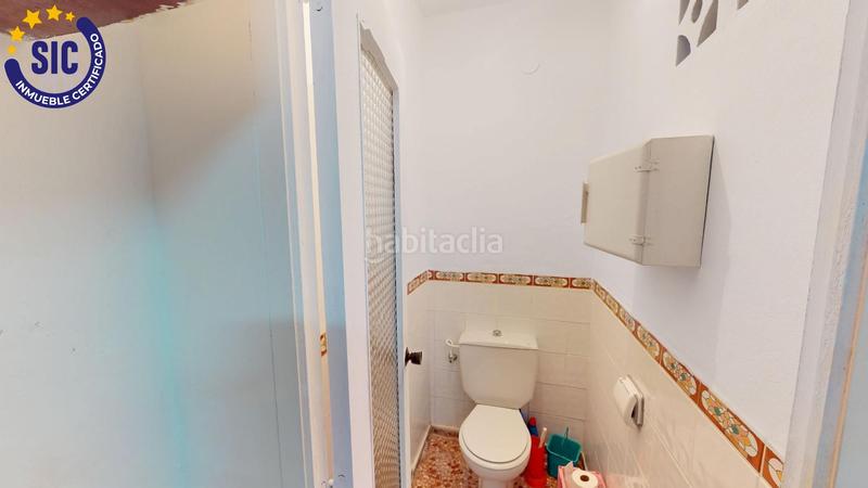 Foto 5f1cccd8-f371-404f-81d8-496a1b5df316. Chalet en calle faig 16 chalet en playa sector 19 en Oliva