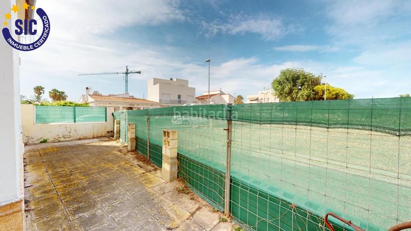 Foto 846aec50-2bed-43fa-9055-f9c9cfa255b6. Chalet en calle faig 16 chalet en playa sector 19 en Oliva