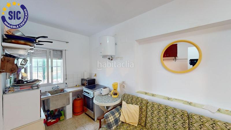 Foto f94b65ed-ac23-4aa1-8eaf-3ca12b76a997. Chalet en calle faig 16 chalet en playa sector 19 en Oliva