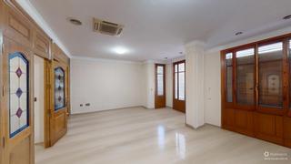 Appartamento en Oliva Pueblo. Tu oficina o tu hogar en el centro de oliva