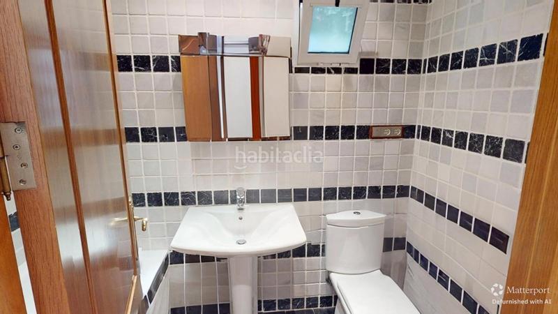 Foto c3d54e5a-ba10-4dcb-b569-36455e86a955. Pis a Oliva pueblo Oliva