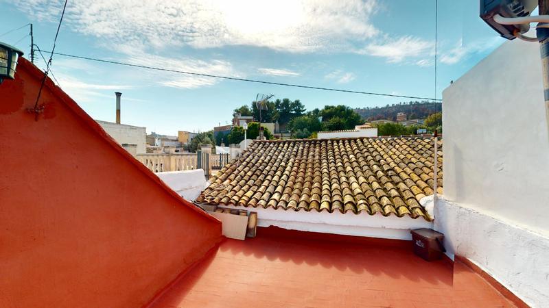 Foto ffdb4973-1ccf-4628-818d-5236135cda20. Casa in calle Oliva 26 in Oliva pueblo Oliva