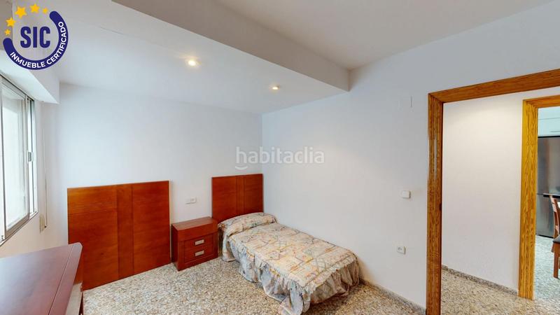 Foto 478e1e69-231c-483c-bbf1-fea0d5ee12e7. Appartamento in calle walt disney 12 in Oliva pueblo Oliva