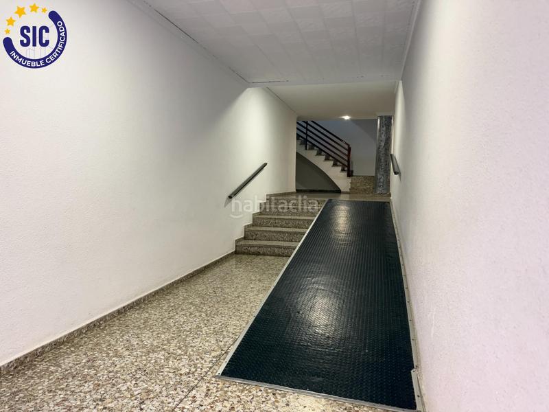 Foto 9ea737c8-ce19-4680-8cac-9d9cdee64546. Appartamento in calle walt disney 12 in Oliva pueblo Oliva