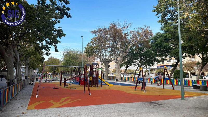 Foto 5fb259dd-2cdb-4b40-9b36-973bcd9b1594. Appartamento in paseo de gregorio mayans y ciscar 1 in Oliva