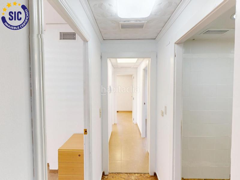 Foto 9d246994-ab49-4411-a3d8-eeaeb85607e7. Appartamento in paseo de gregorio mayans y ciscar 1 in Oliva