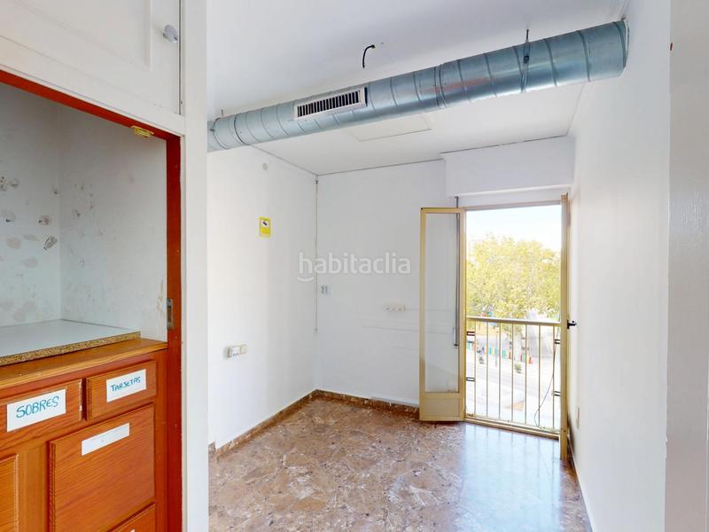 Foto c6fc3fb4-82d7-4150-ac16-302558bfd64b. Pis a paseo gregorio mayans y ciscar 1 a Oliva pueblo Oliva