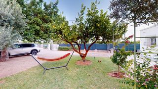 Chalet à Polígono 9 9562. Encantador chalet con gran parcela en oliva playa, zona gorgs vi