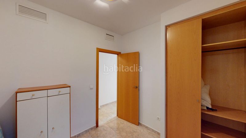 Foto dc6c72b5-08f2-4021-b355-d42c09c0f8c6. Pis a calle paloma de 49 a Miramar