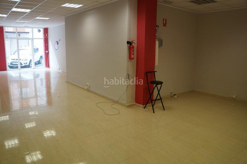 Foto 1cd9ddaf-c4b6-4949-a0ec-09b5b55d46f1. Local comercial en Oliva pueblo Oliva