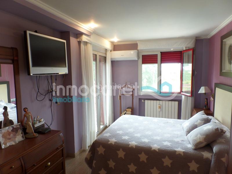 Foto b7267fe4-23dd-48bd-b555-5afb44ebe5ff. Chalet mit heizung parking pool in Oliva pueblo Oliva