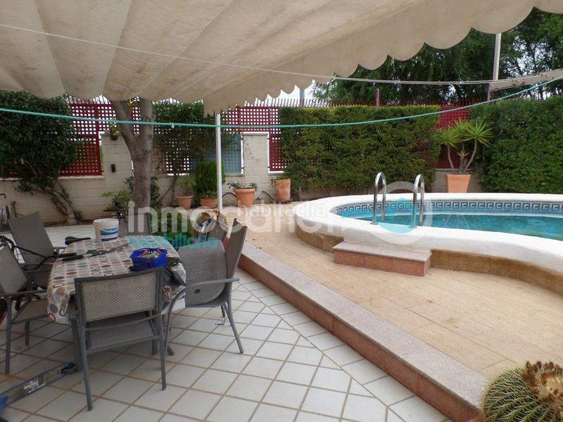 Foto dc2bac58-f777-494a-9672-c12e74045be9. Chalet mit heizung parking pool in Oliva pueblo Oliva