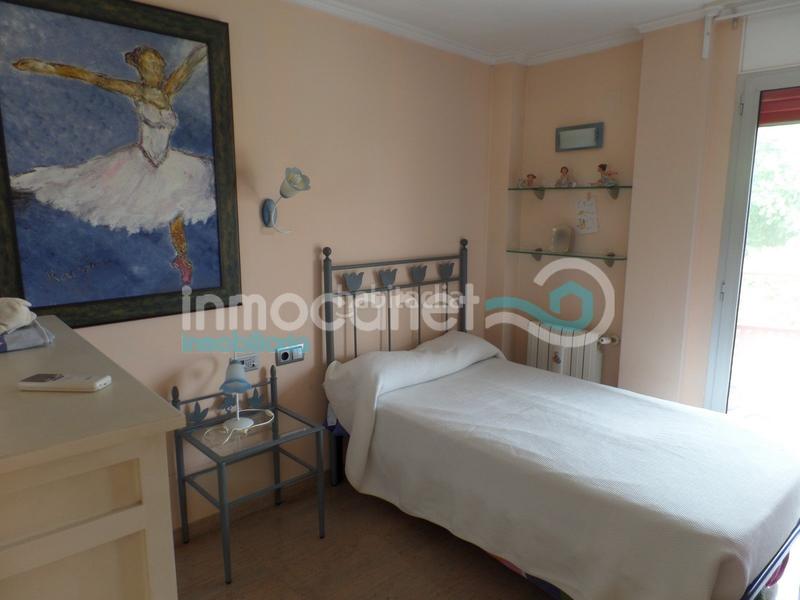 Foto 8820a670-0d1c-4019-a48a-21586a8469ff. Chalet en Oliva pueblo Oliva