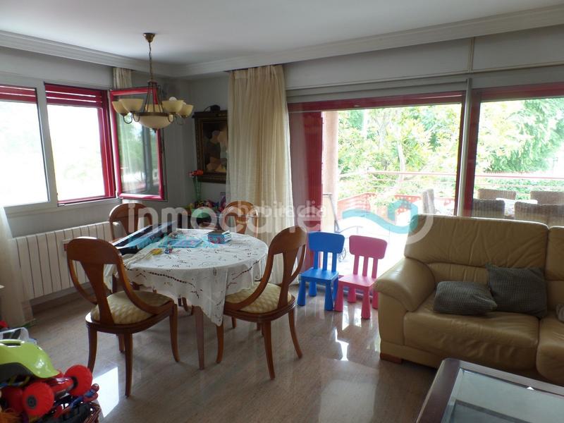 Foto 00e80632-1888-4f52-9b43-a23a9cfc9355. Chalet con riscaldamento parcheggio piscina in Oliva pueblo Oliva