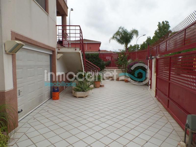 Foto 254bbc27-ab7f-48e3-a525-3293840e443c. Chalet con riscaldamento parcheggio piscina in Oliva pueblo Oliva