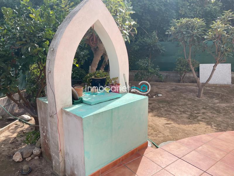 Foto 1328bf4d-2c59-453f-b7fe-f58b3b6054f6. Chalet with heating parking in Oliva playa Oliva