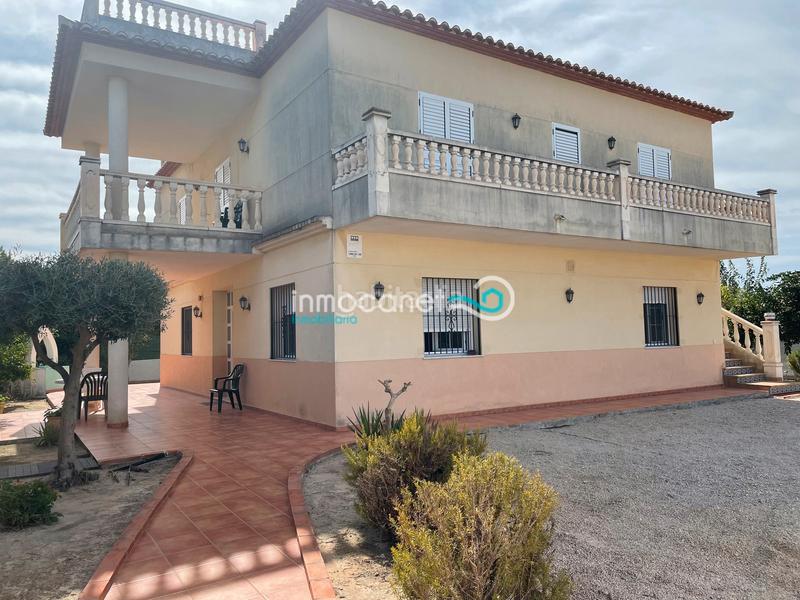 Foto 19a337e1-476e-4c59-9e5c-5aac2508588a. Chalet with heating parking in Oliva playa Oliva