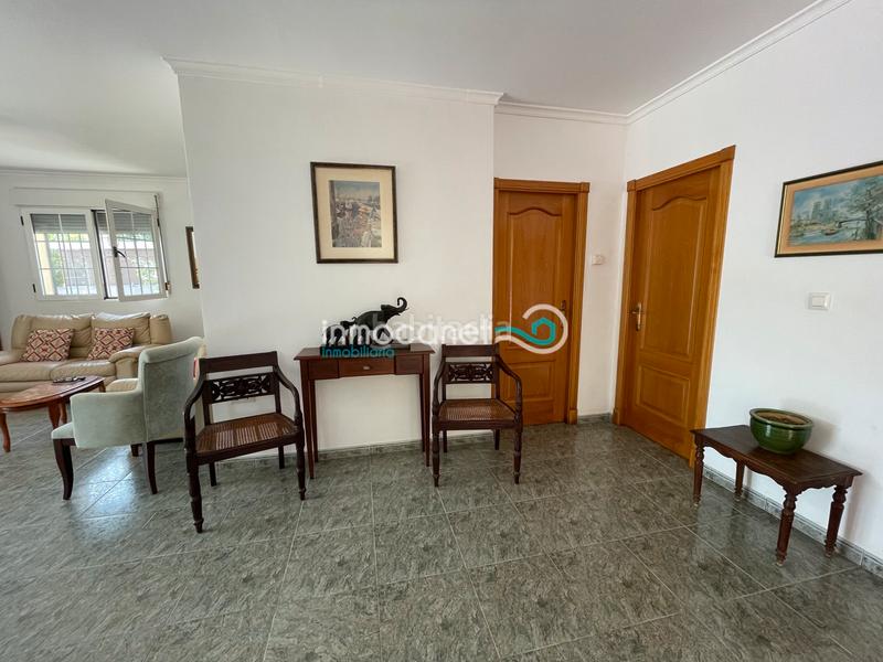 Foto 80e8b935-f62c-47e0-8cb7-7abc1385bb67. Chalet with heating parking in Oliva playa Oliva