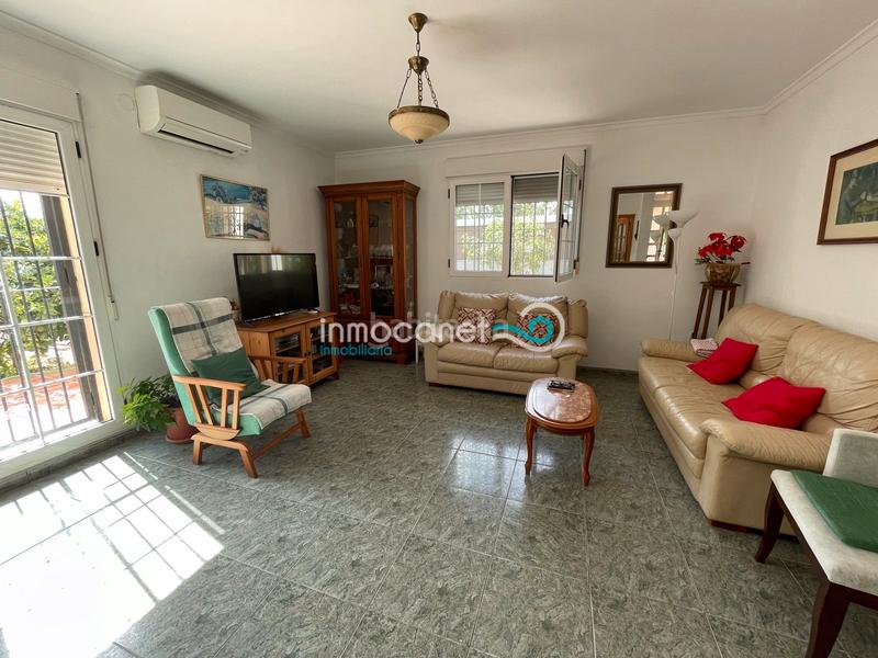 Foto 4f3cf5b7-c969-4767-b69b-3dd82f5be085. Chalet con riscaldamento parcheggio in Oliva playa Oliva