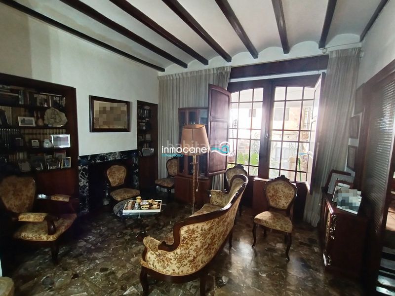 Foto c06c47c3-1ff3-42ef-b7c6-6afa22efcba6. Haus mit parking in Oliva pueblo Oliva