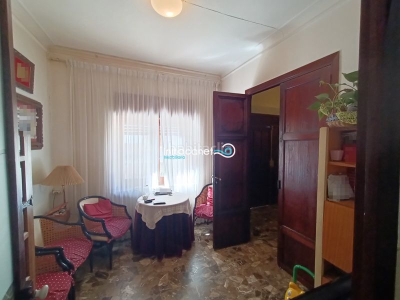 Foto dd3cf49f-af3b-4e49-94fa-46b8fcd6d2e2. Haus mit parking in Oliva pueblo Oliva