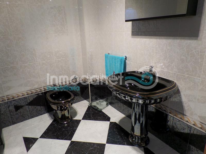 Foto b663f479-d050-44ff-95d0-298a87ea4553. Casa en Oliva pueblo Oliva