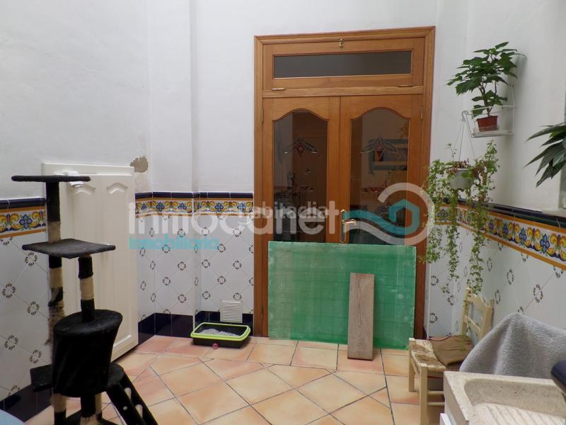 Foto c02a763d-6e1f-4fe2-97d7-a54b6eecffda. Casa en Oliva pueblo Oliva