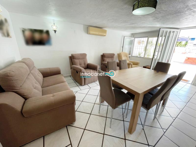 Foto ecde414c-b403-4716-8898-b64bf0fe118d. Chalet avec piscine dans Oliva playa Oliva