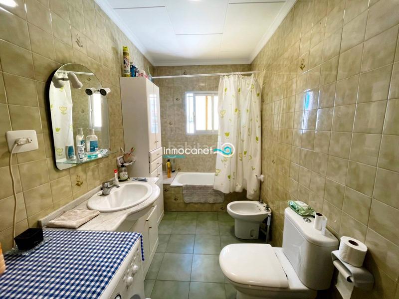 Foto 1b5fd364-41be-4d14-b7d6-671443a59281. Chalet in Oliva playa Oliva