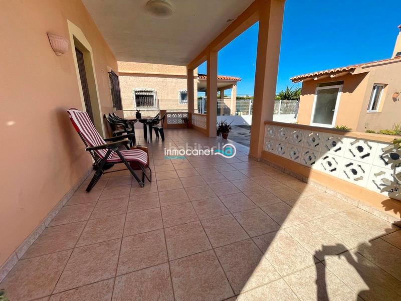 Foto 0bd529c3-a686-4913-9fd2-db29e865d42c. Xalet a Oliva playa Oliva