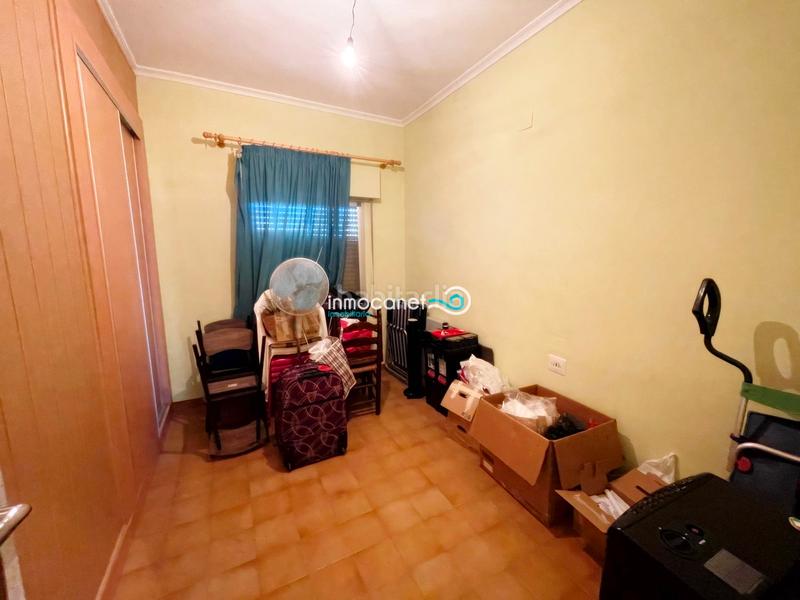 Foto 953dfe88-9d16-4b44-8e69-d9cd5d8a8940. Xalet a Oliva playa Oliva