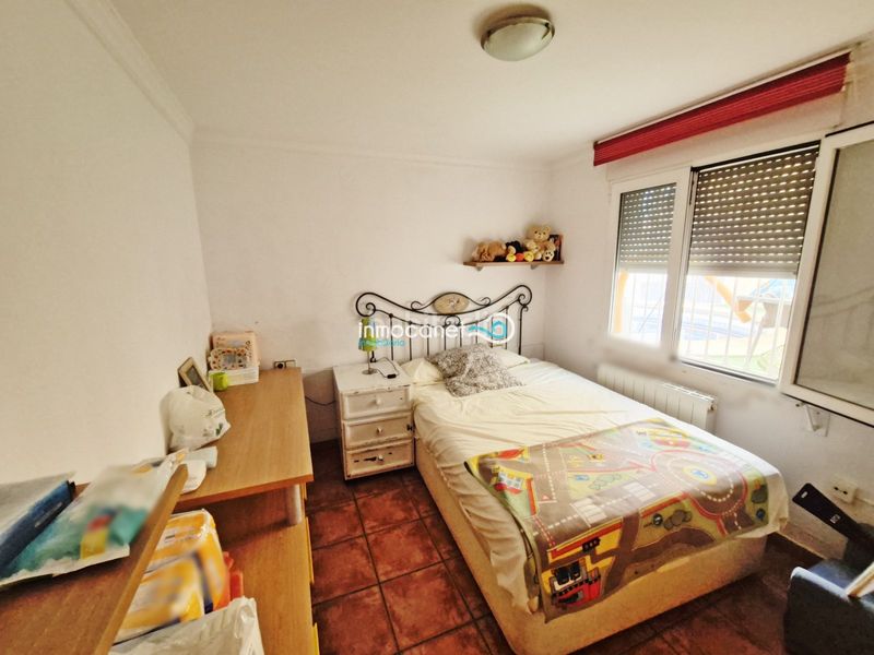 Foto de387237-5203-461c-818f-0a34f637bf21. Maison jumelée avec chauffage parking piscine dans Oliva playa Oliva