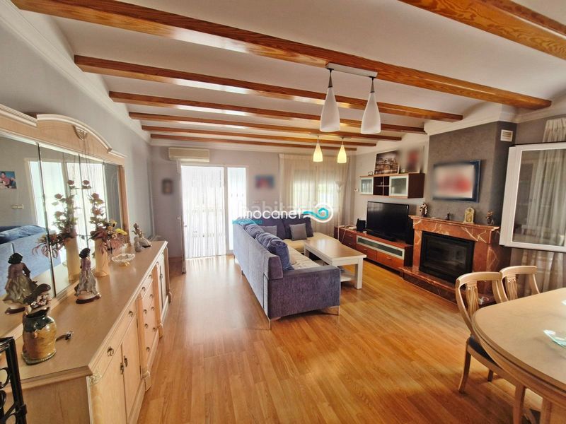 Foto ef1c8ca2-850d-46ba-8505-9e2c03892d72. Maison jumelée avec chauffage parking piscine dans Oliva playa Oliva