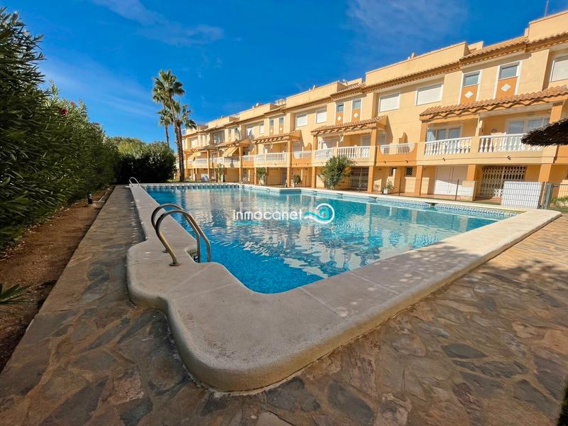 Foto 13f8c6f7-06df-439c-aaa2-991a01272e08. Casa a schiera con riscaldamento parcheggio piscina in Oliva
