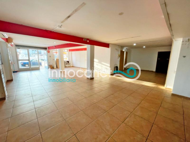 Foto 634dca0f-b8b8-4151-954e-e8230935cfa9. Local comercial a Oliva playa Oliva