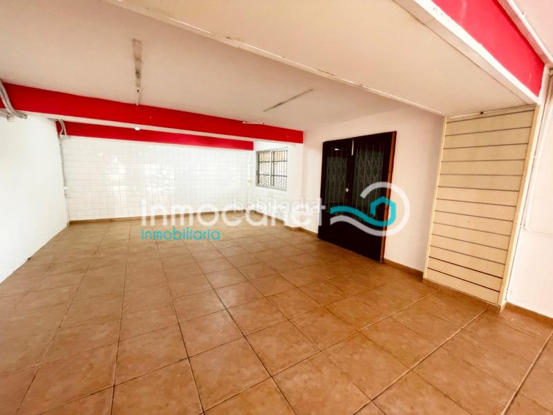 Foto 3af6523d-4e32-4412-a3dd-79d4ae7d194a. Locale commerciale in Oliva playa Oliva