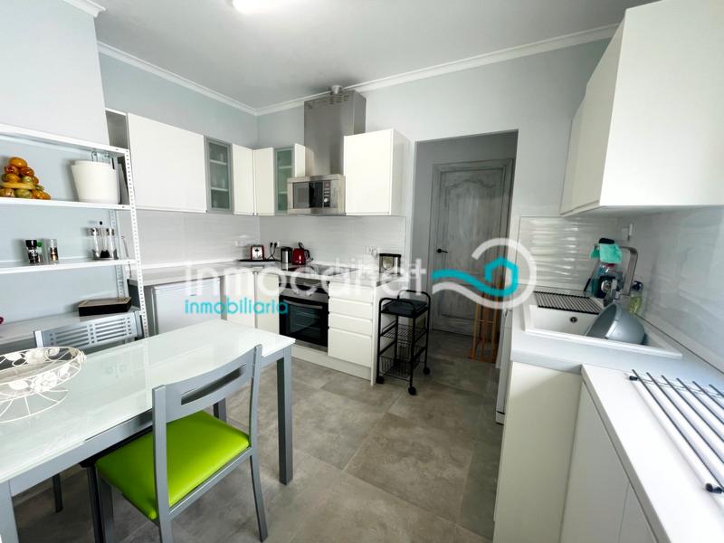 Foto 135e7f9e-1cd9-419c-84ee-22d0cc013852. Casa en Oliva pueblo Oliva