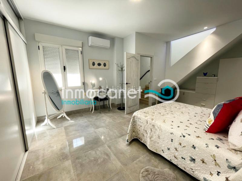 Foto 51402754-bf84-4350-8ce9-07fe5c5f3612. Casa en Oliva pueblo Oliva