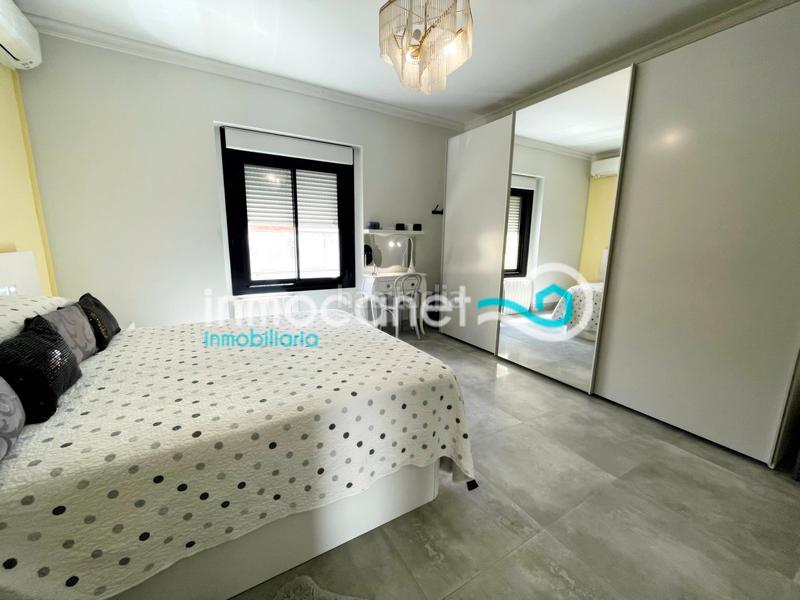 Foto 54bdb73b-32d0-40a1-be46-764fe0f66950. Casa en Oliva pueblo Oliva