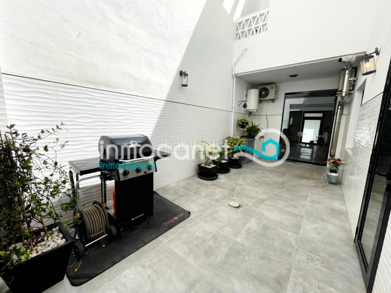 Foto cb37b7dc-295b-48a3-b6de-00b2f35a7191. Casa en Oliva pueblo Oliva