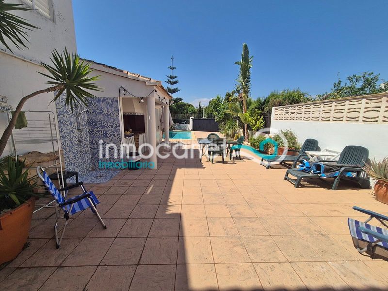 Foto 1a73f4aa-946c-481a-9d58-810839d94c82. Casa adosada en Oliva nova Oliva