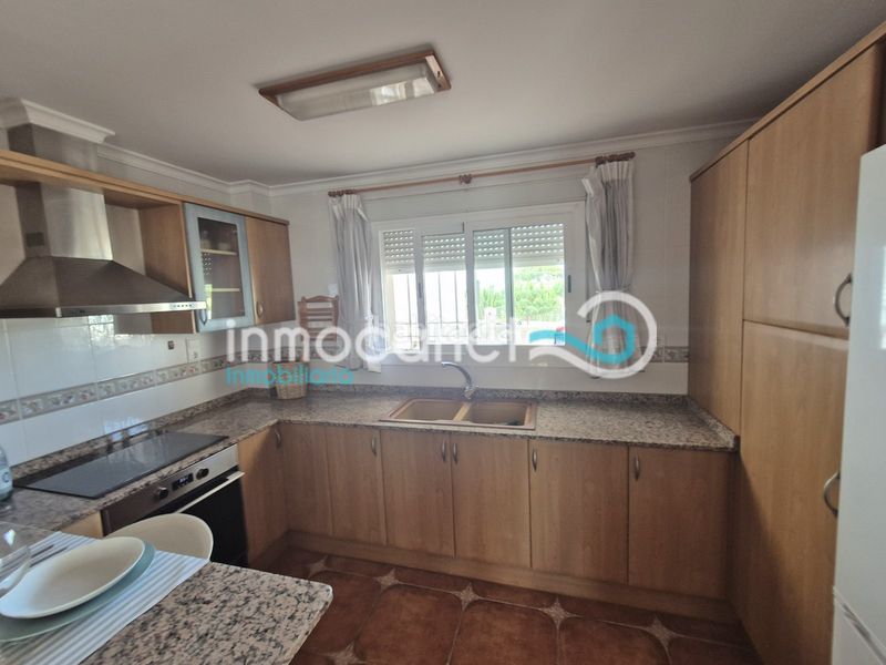 Foto 76aa06e9-e260-41b9-88dd-8b20e7e8306d. Casa adosada en Oliva nova Oliva