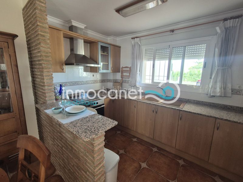 Foto b6d5afd4-42d9-4244-985b-d58c494103e7. Casa adosada en Oliva nova Oliva