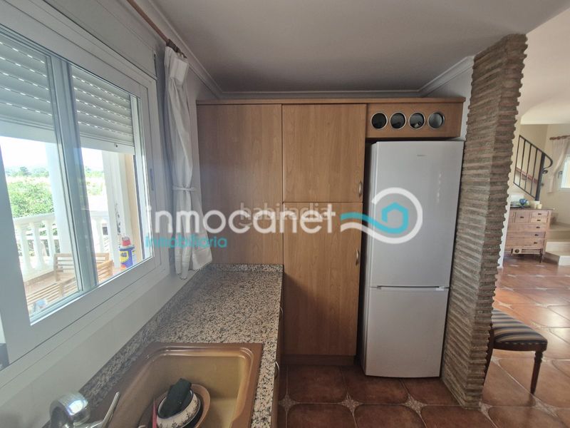 Foto bf2cabe1-ad5c-4592-82dd-c9c64cb3a2b5. Casa adosada en Oliva nova Oliva