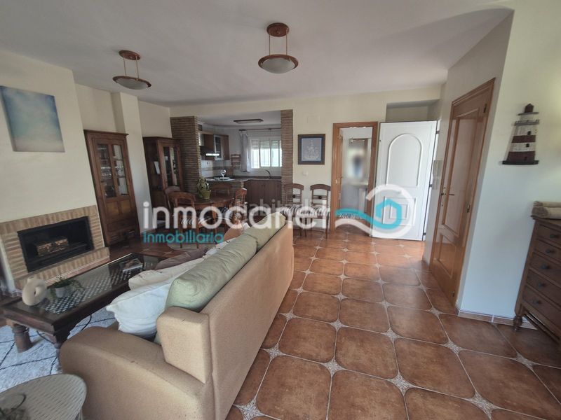 Foto c33c4022-e1af-4cd6-8964-da489bd74d1c. Casa adosada en Oliva nova Oliva