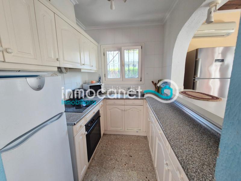 Foto c994efa1-784b-4d35-a949-b6a64186bd78. Xalet amb piscina a Oliva nova Oliva