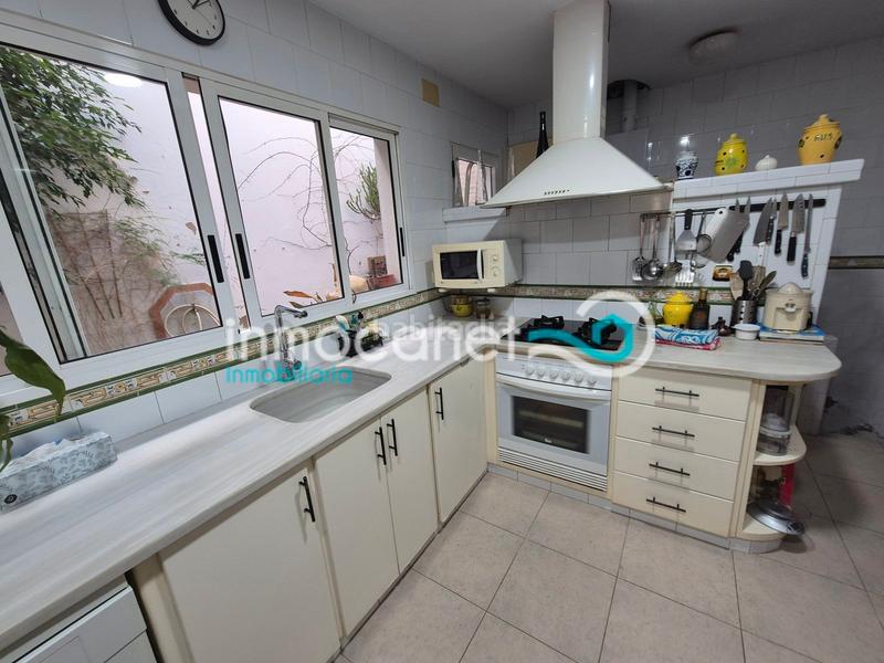 Foto e6548de3-9a8f-4f54-8b2a-3ace68d381bc. Casa en Oliva pueblo Oliva